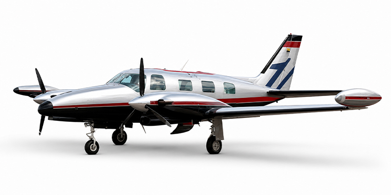 Piper-PA-31T-Cheyenne-II-800px-2